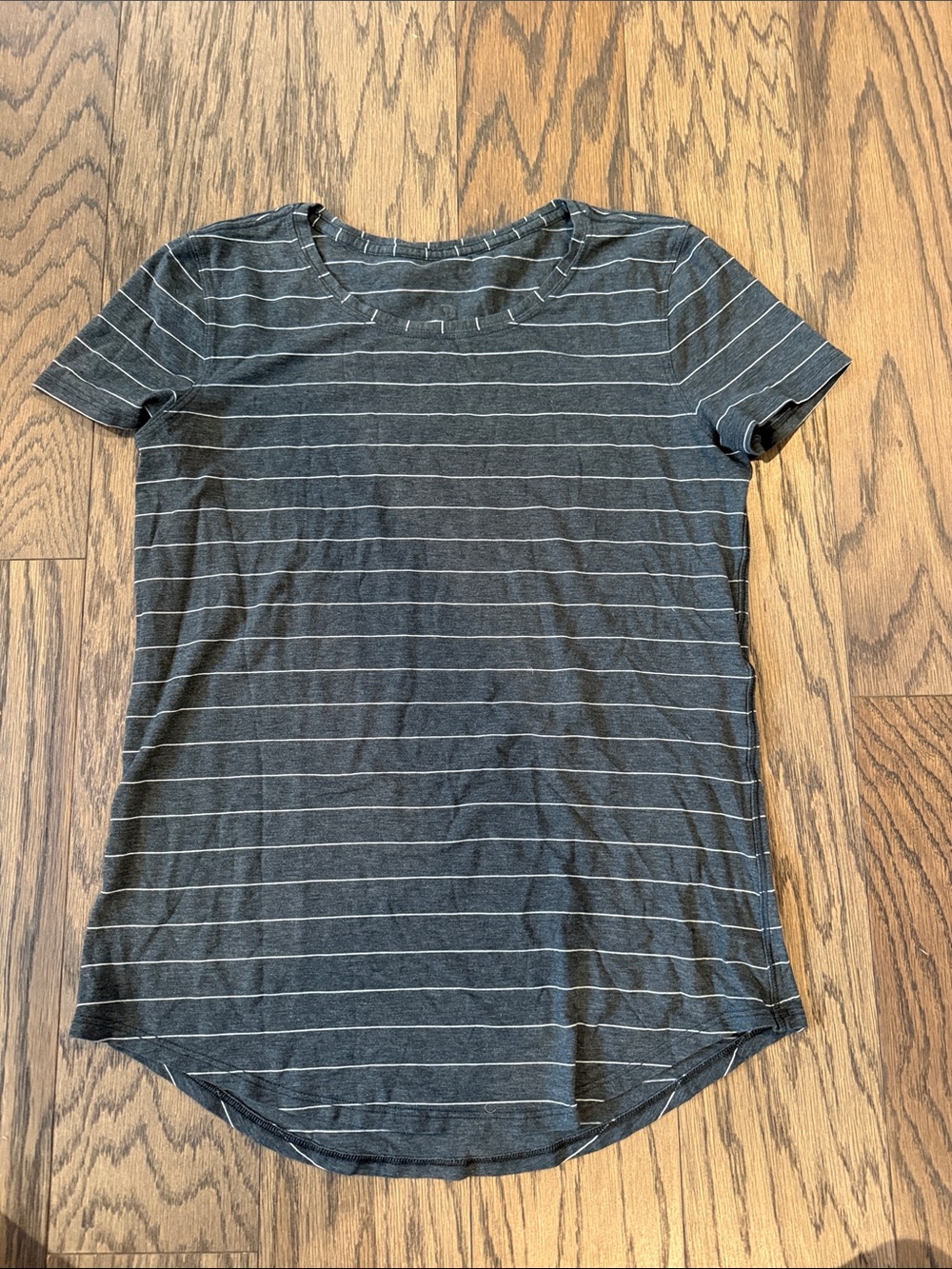 lululemon athletica Charcoal Gray Striped Short Sleeve Tee